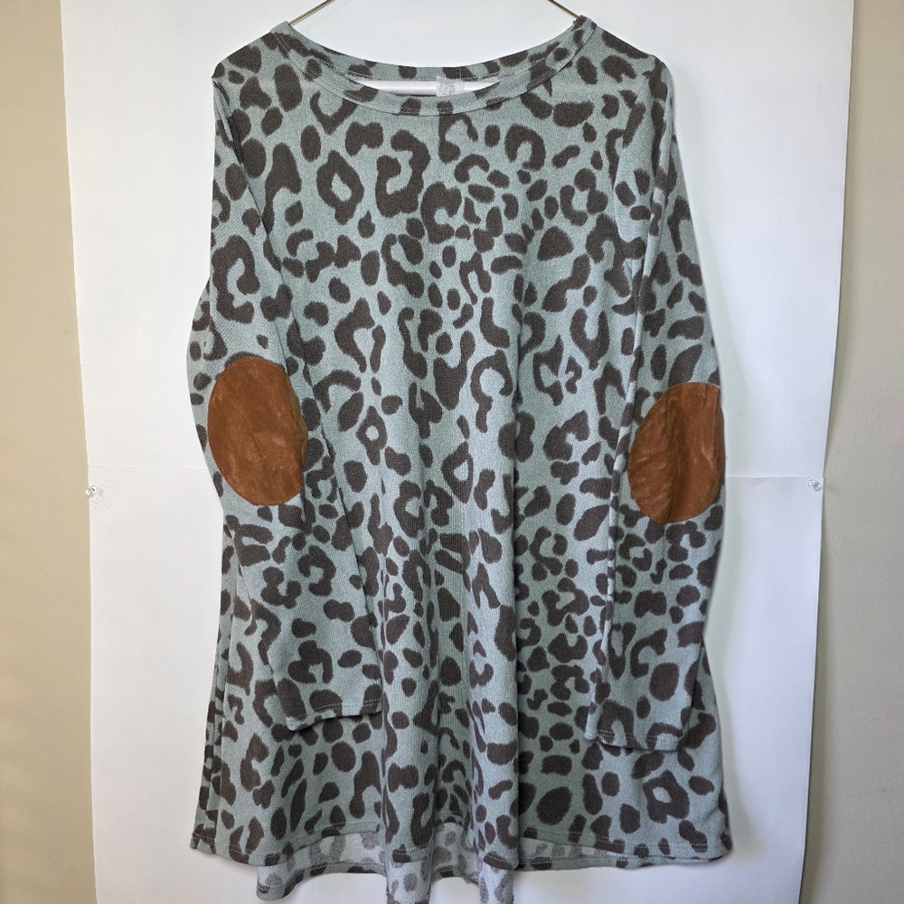 Green Leopard Print Long Sleeve Tunic Top with Elbow Patches Women L
